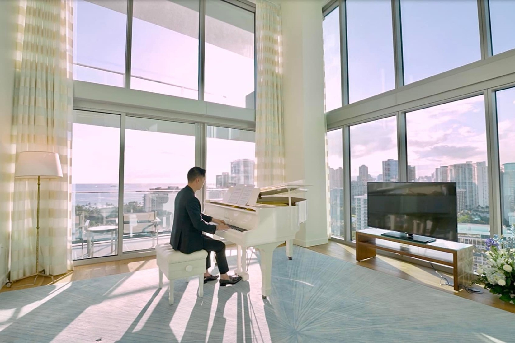 Cô dâu An Giang tiết lộ về người chồng sau đám cưới được lên báo nước ngoài-3