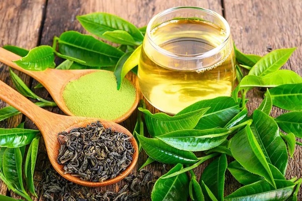 Những người không nên uống trà xanh-1