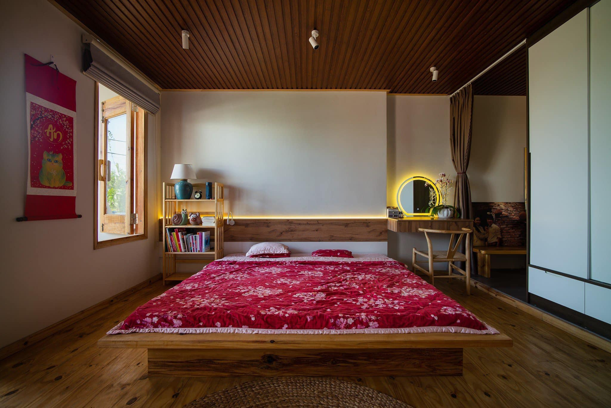 Ngôi nhà Dế Mèn với không gian mát lành nhờ cây xanh, vườn rau sạch trên mái-10