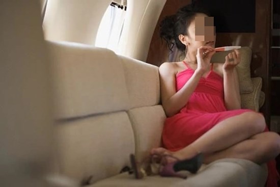 Chồng cảm thấy may mắn khi có vợ 