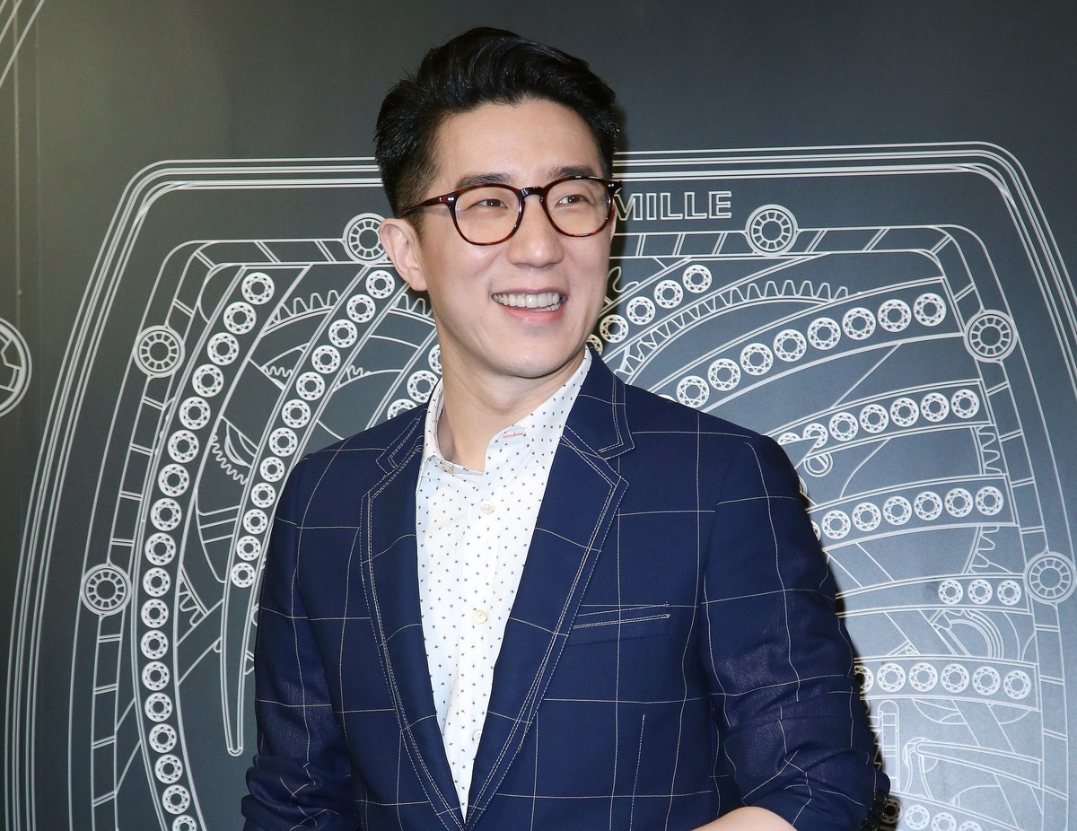 Sao Trung Quốc bị phong sát khi nào?-3