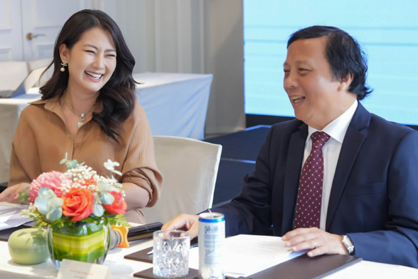 Ngọc Lan giải thích lý do vẫn duy trì hợp đồng bảo hiểm sau lùm xùm livestream-4