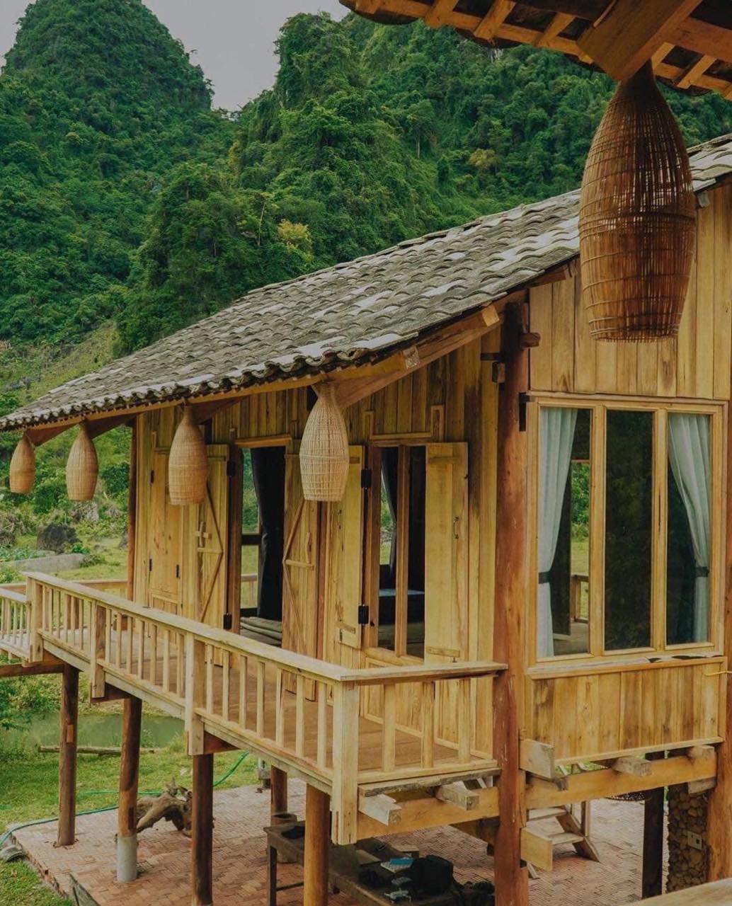 Người phụ nữ dành hơn 1 năm cải tạo ngôi nhà đá giữa thung lũng làm nơi nương náu cho tâm hồn, kết nối những đứa trẻ với thiên nhiên-2