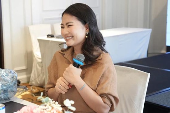 Ngọc Lan giải thích lý do vẫn duy trì hợp đồng bảo hiểm sau lùm xùm livestream