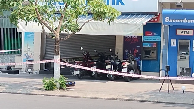 Toàn cảnh vụ cướp ngân hàng ở trung tâm Đà Nẵng-6