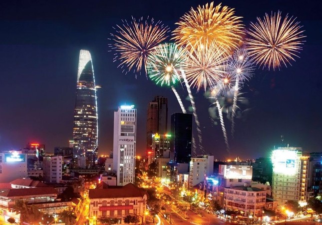 TPHCM bắn pháo hoa tại 2 điểm vào tối 30/4-1