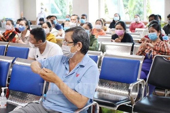 Số ca mắc COVID-19 tăng: Làn sóng dịch mới