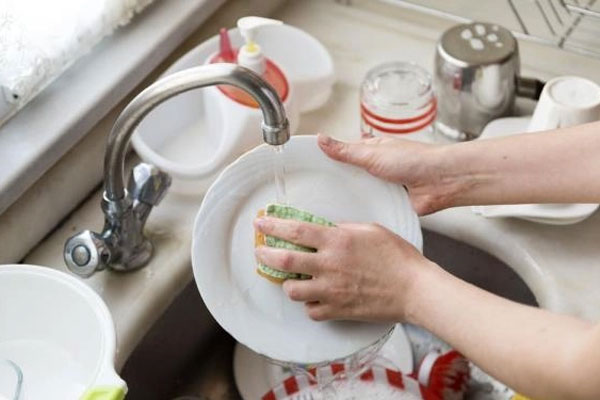 Ngủ qua đêm ở nhà vợ cũ, bạn trai tôi vẫn thấy bình thường-2