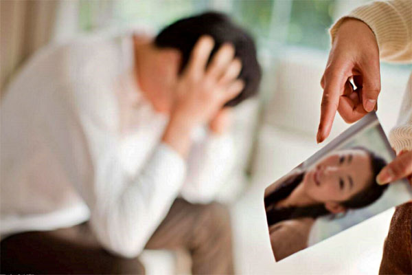 Mẹ ngoại tình khiến tôi mồ côi cha-2