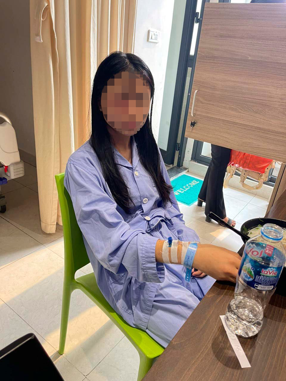 Nữ sinh lớp 8 ở Hà Nội bị đánh hội đồng: Hé lộ lá thư ba mẹ ơi con sợ lắm-2