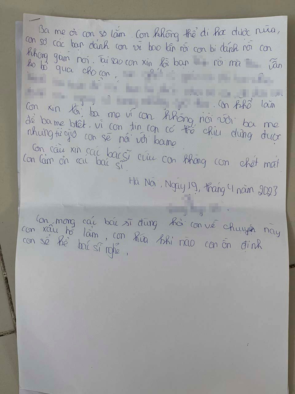 Nữ sinh lớp 8 ở Hà Nội bị đánh hội đồng: Hé lộ lá thư ba mẹ ơi con sợ lắm-3