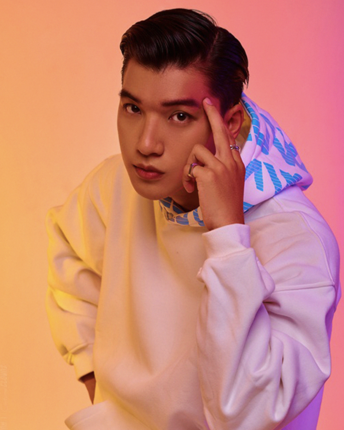 Nghệ sĩ Việt dùng đời tư để móc nối: Xấu, cũ và lạc hậu?-2