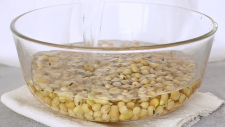 Cách làm đậu hũ non thơm ngon ngay tại nhà-2