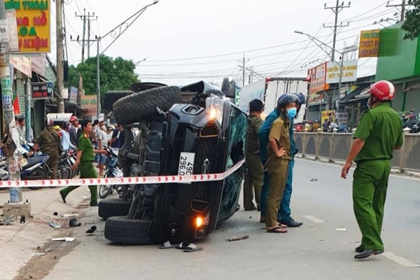 Vụ xe bán tải tông CSGT hy sinh và 2 người tử vong: Trên xe chở ma túy-1