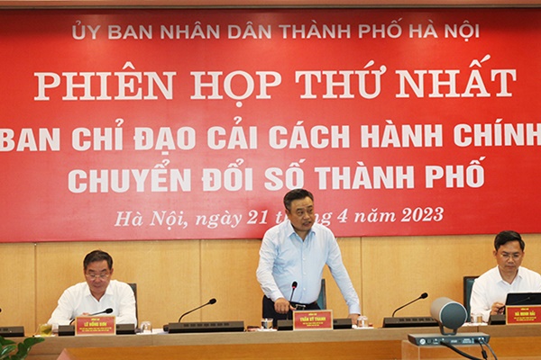 Thành phố họp phiên thứ nhất về cải cách hành chính và chuyển đổi số-1