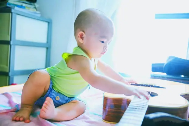 Trẻ thông minh thường khó dạy bảo: Đừng cảm thấy phiền nếu con mình có 3 đặc điểm này-3