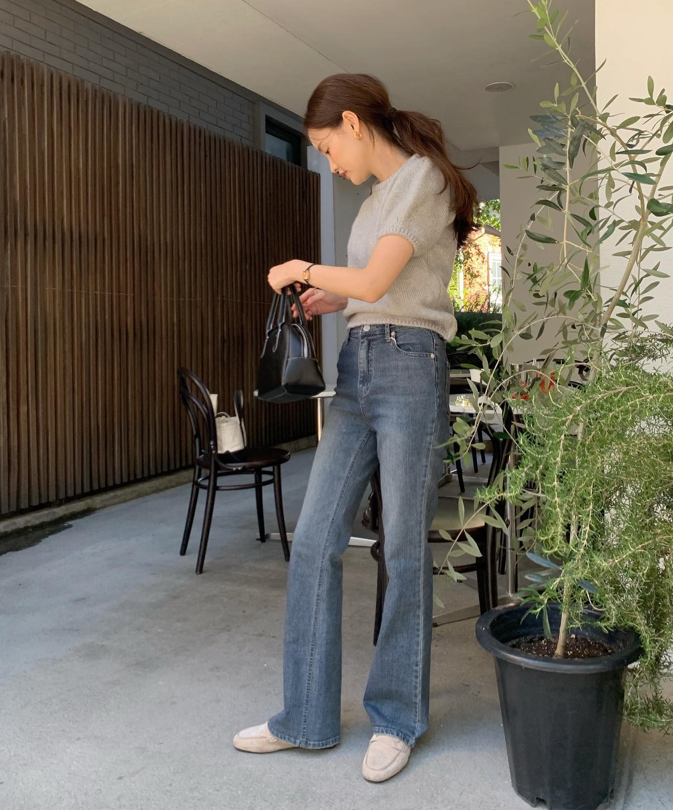 10 set đồ toàn item cơ bản giúp bạn mặc đẹp không cần nghĩ nhiều-4