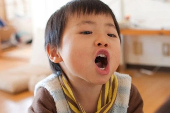 5 việc bố mẹ cần làm khi phát hiện trẻ nói tục, chửi thề