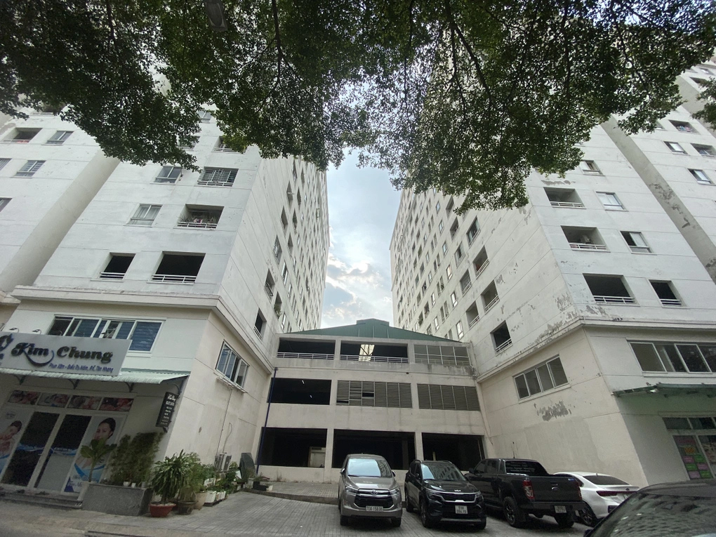 Vụ vợ tử vong, chồng rơi từ tầng 15 ở TPHCM: Tiếng la hét lúc rạng sáng-1