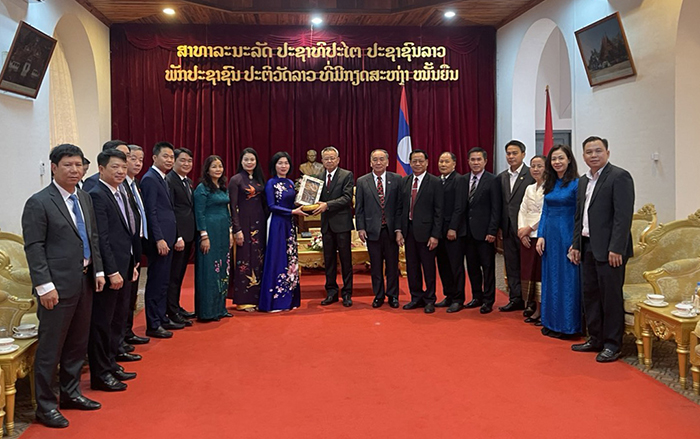 Đoàn đại biểu thành phố Hà Nội thăm và làm việc tại Luông Phra Băng và kết thúc tốt đẹp chuyến công tác tại Lào-2