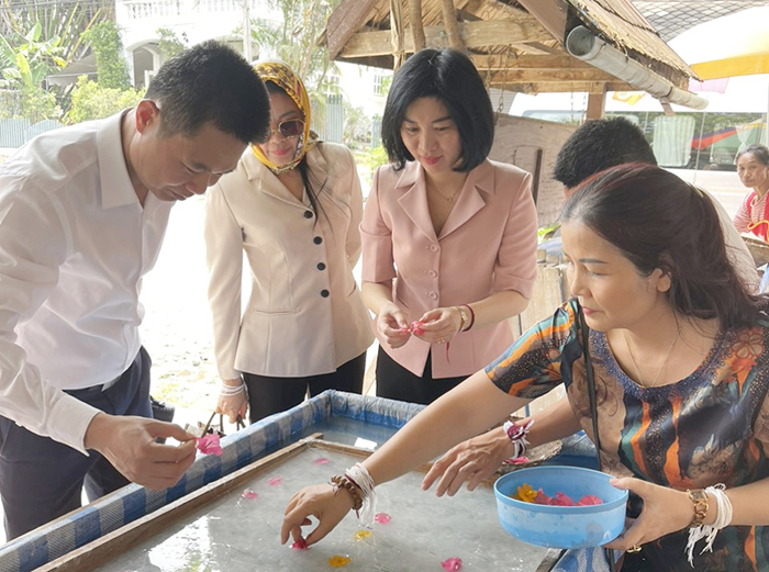 Đoàn đại biểu thành phố Hà Nội thăm và làm việc tại Luông Phra Băng và kết thúc tốt đẹp chuyến công tác tại Lào-3