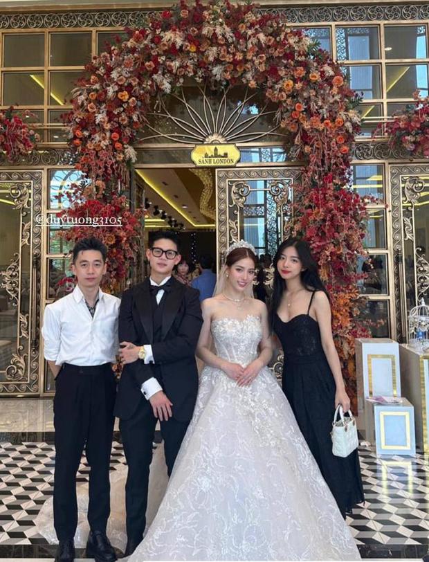 Cận cảnh đám cưới của cặp đôi chị ơi anh yêu em”-4