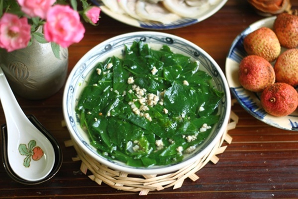 Loại rau rẻ hơn thịt, tốt hơn thuốc bổ, ngoài vườn mọc đầy nhưng không ngờ trị có tác dụng trị bệnh-2