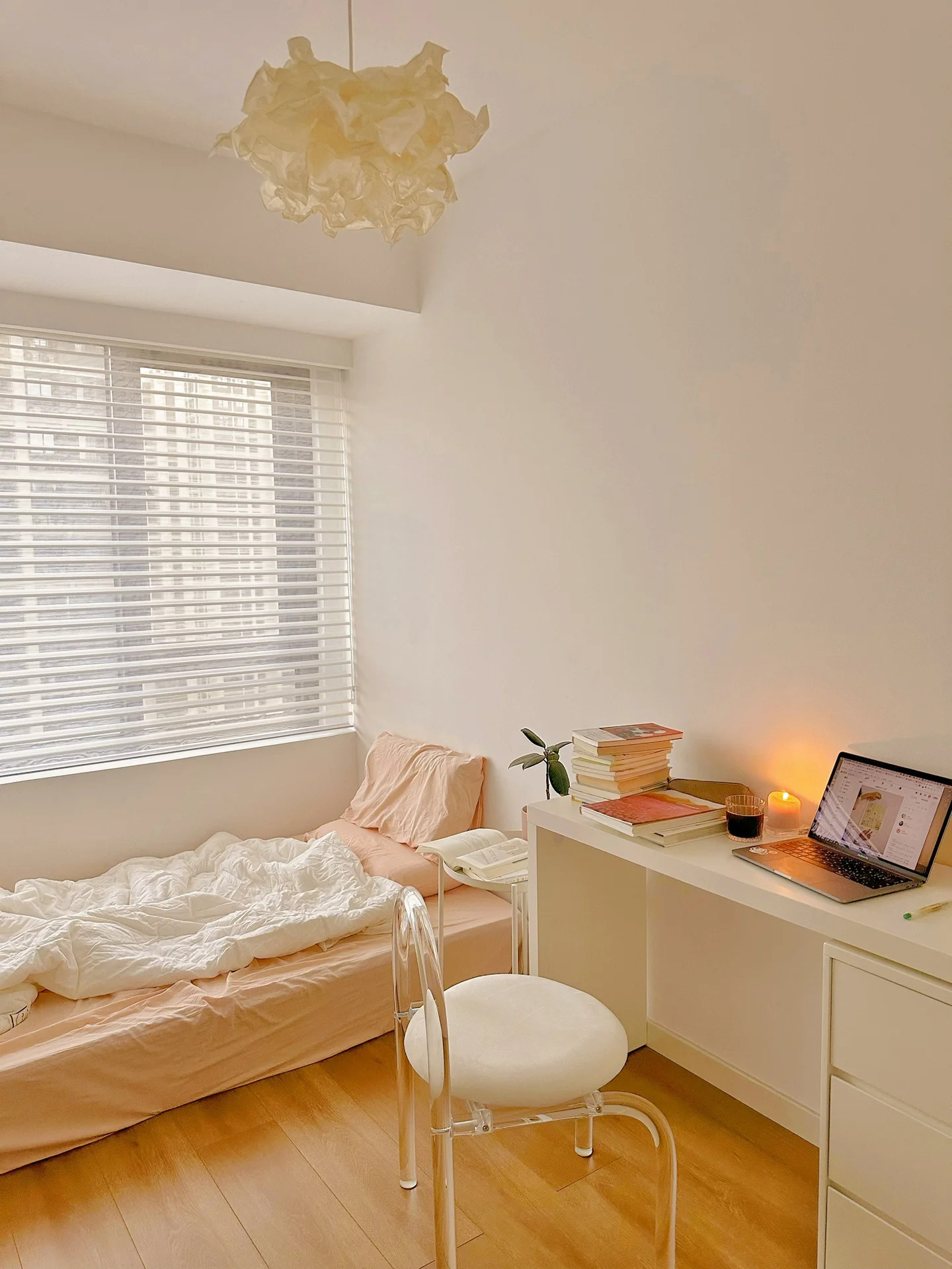 Mẹ 2 con khéo thiết kế căn hộ nhỏ 43m² thành không gian sống ấm cúng-8