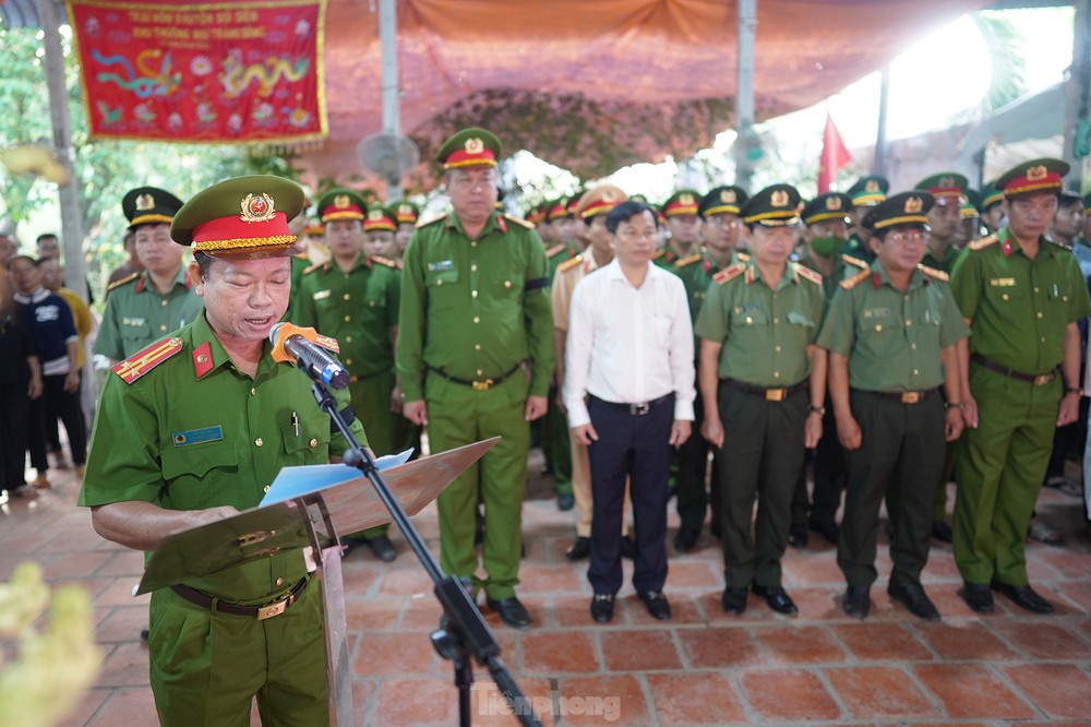 Anh hãy nghỉ đi, nhiệm vụ có đồng đội anh thay thế, phụng dưỡng cha mẹ đã có em và anh chị-2