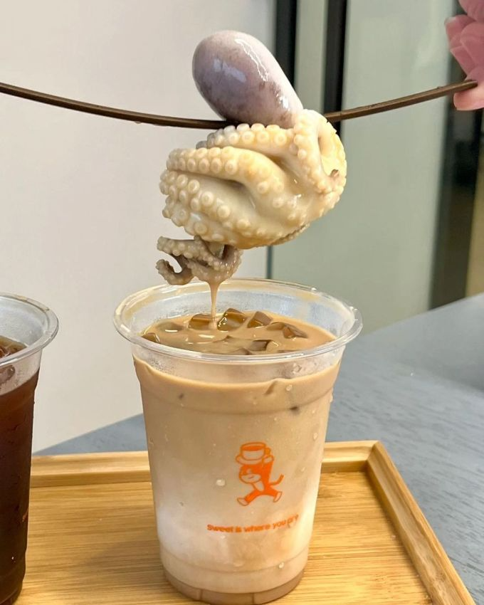 Bịt mũi uống món cà phê trứng thối gây sốt, không phải ai cũng dám thử-5