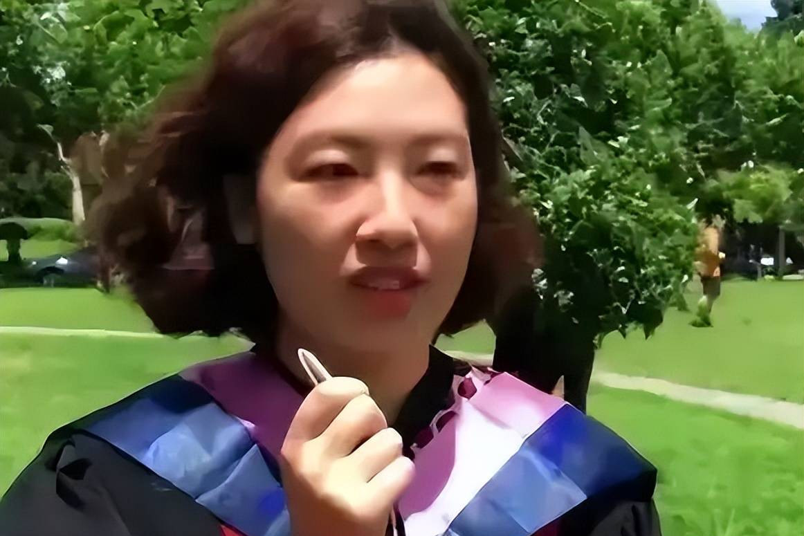 Nữ tiến sĩ 41 tuổi chọn bạn đời với 11 tiêu chí gây tranh cãi-1