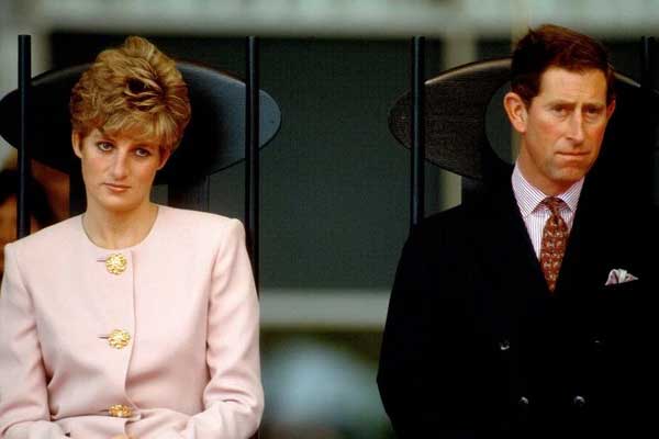 Công nương Diana từng nói Vua Charles yêu bà Camilla vô điều kiện-1