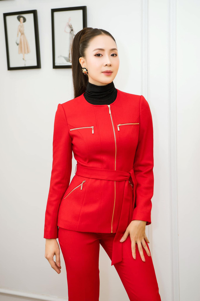 Hồng Diễm biến hóa với đủ kiểu tóc-34