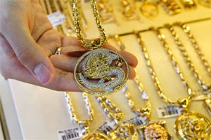 Giá vàng hôm nay 27/4: Vàng tăng vọt