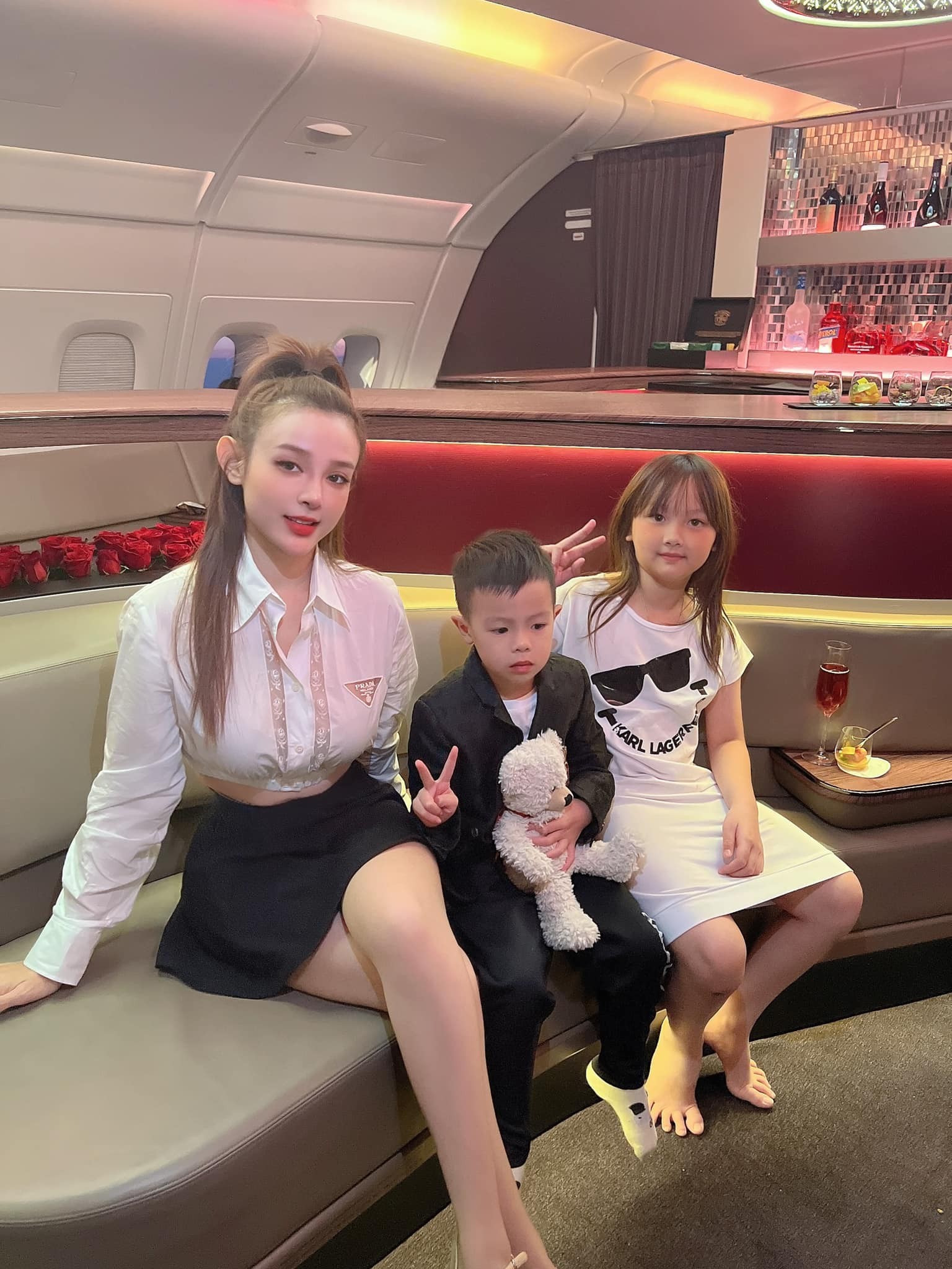 Dâu hào môn từng tắm tiên ở Nhật, được thiếu gia cưng, bận làm đẹp tới mức không già nổi-15