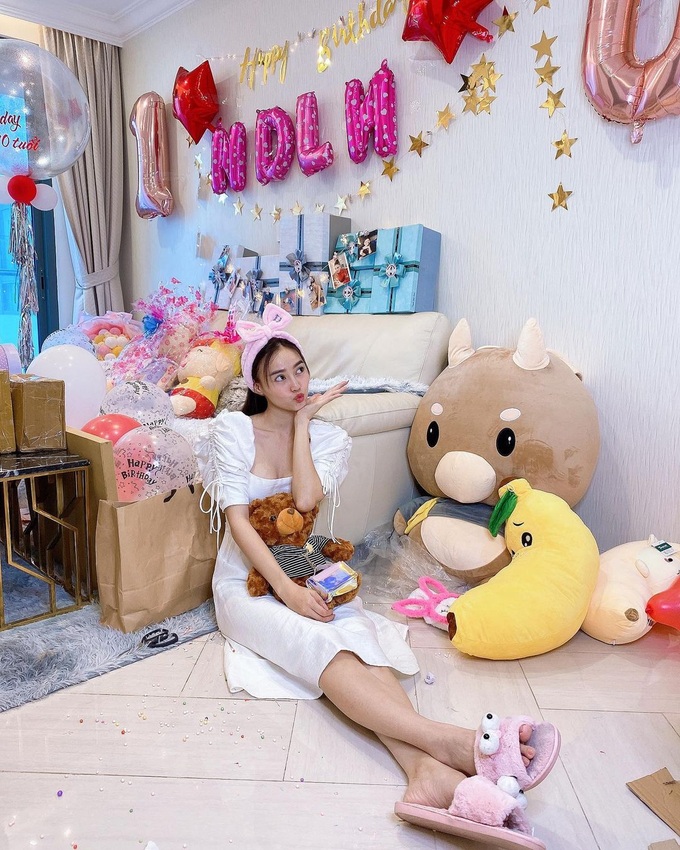 Tài sản khủng của Lan Ngọc tuổi 33: Nhà 2 mặt tiền, tủ đồ hiệu đắt đỏ-7