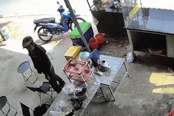 Tên trộm bị tóm gọn vì tình huống dở khóc dở cười-1