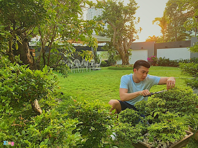 Quốc Trường giàu có sống độc thân trong biệt thự 40 tỷ, vật dụng căn bếp khiến ai cũng muốn được sở hữu-18