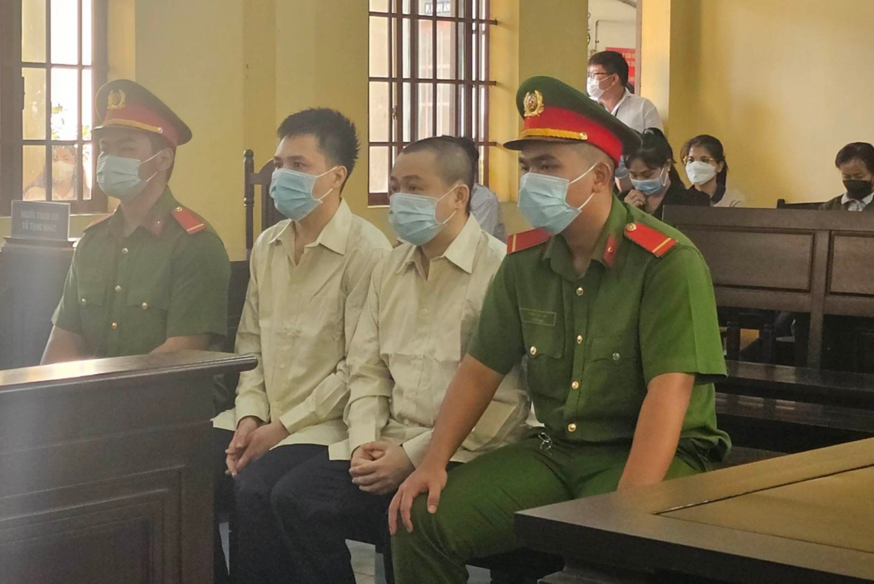 Diễn viên hài Hữu Tín lãnh án 7 năm 6 tháng tù-1