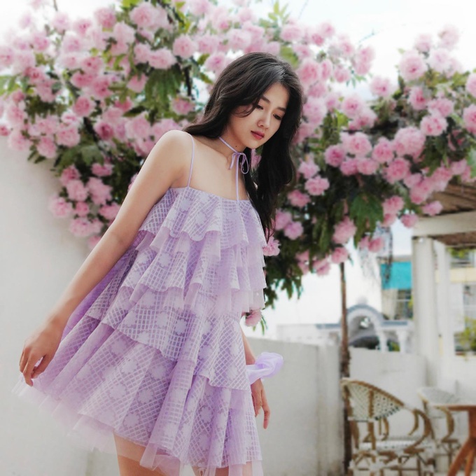 Cuộc sống toàn đồ hiệu, đi xe tiền tỷ của hot girl Kiều Trinh Xíu-2