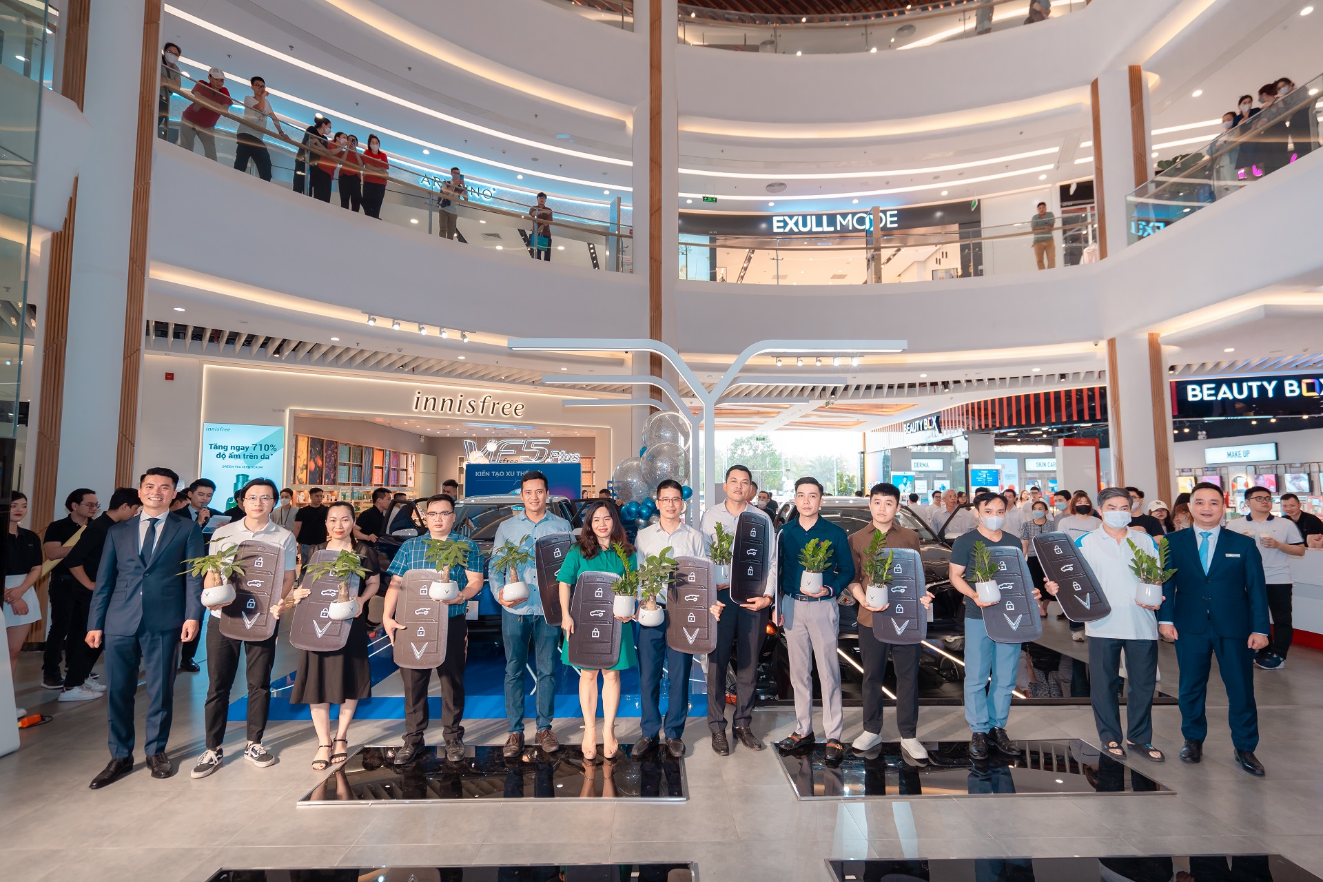 Xe điện VinFast VF 5 Plus nổi bật phân khúc A-1