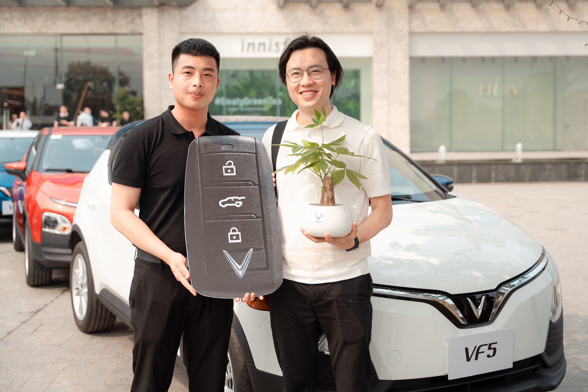 Xe điện VinFast VF 5 Plus nổi bật phân khúc A-2