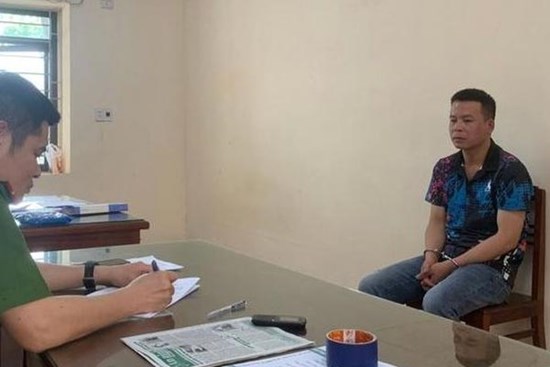 Hé lộ nguyên nhân chồng chém vợ cũ rồi đến công an đầu thú