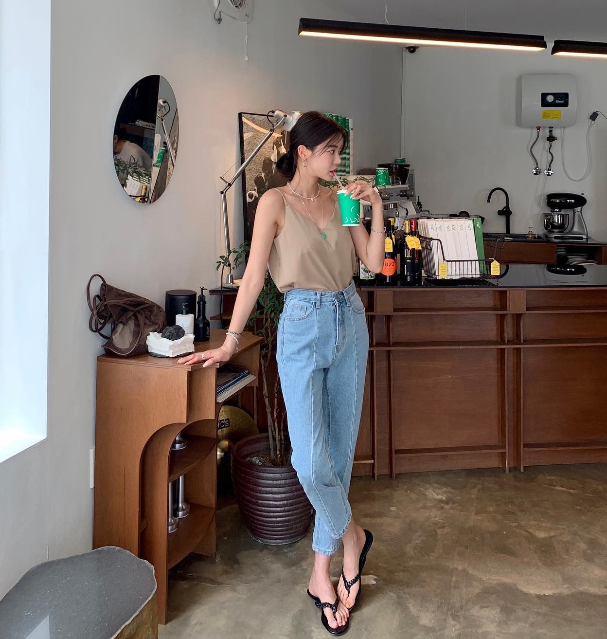 10 cách diện quần jeans đơn giản mà nổi bần bật để đi chơi lễ-7