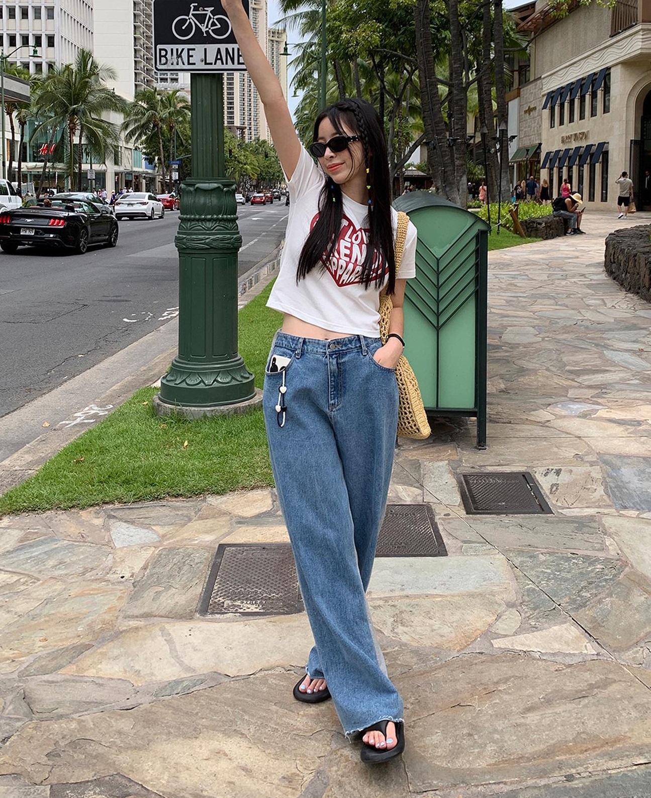 10 cách diện quần jeans đơn giản mà nổi bần bật để đi chơi lễ-9