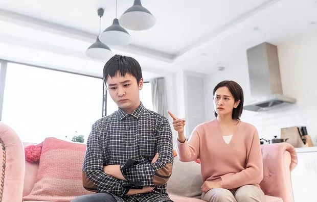 6 kiểu người mẹ làm khổ con cái-1