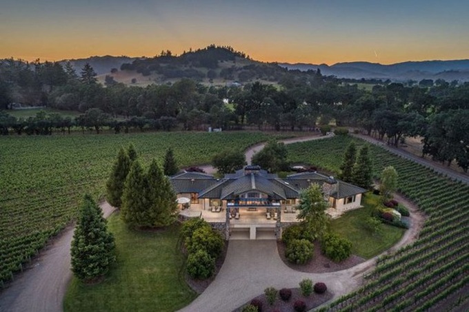 Cuộc sống sang chảnh của ái nữ xinh đẹp, giàu có bậc nhất nước Mỹ-3