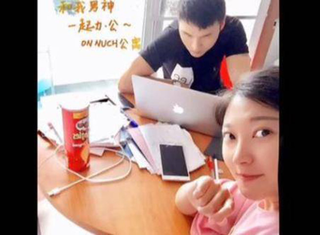 Cuộc sống khiến ai nấy cảm phục của người phụ nữ bị chồng đẩy xuống vách đá gãy 17 chiếc xương và mất đi đứa con chưa kịp chào đời-1