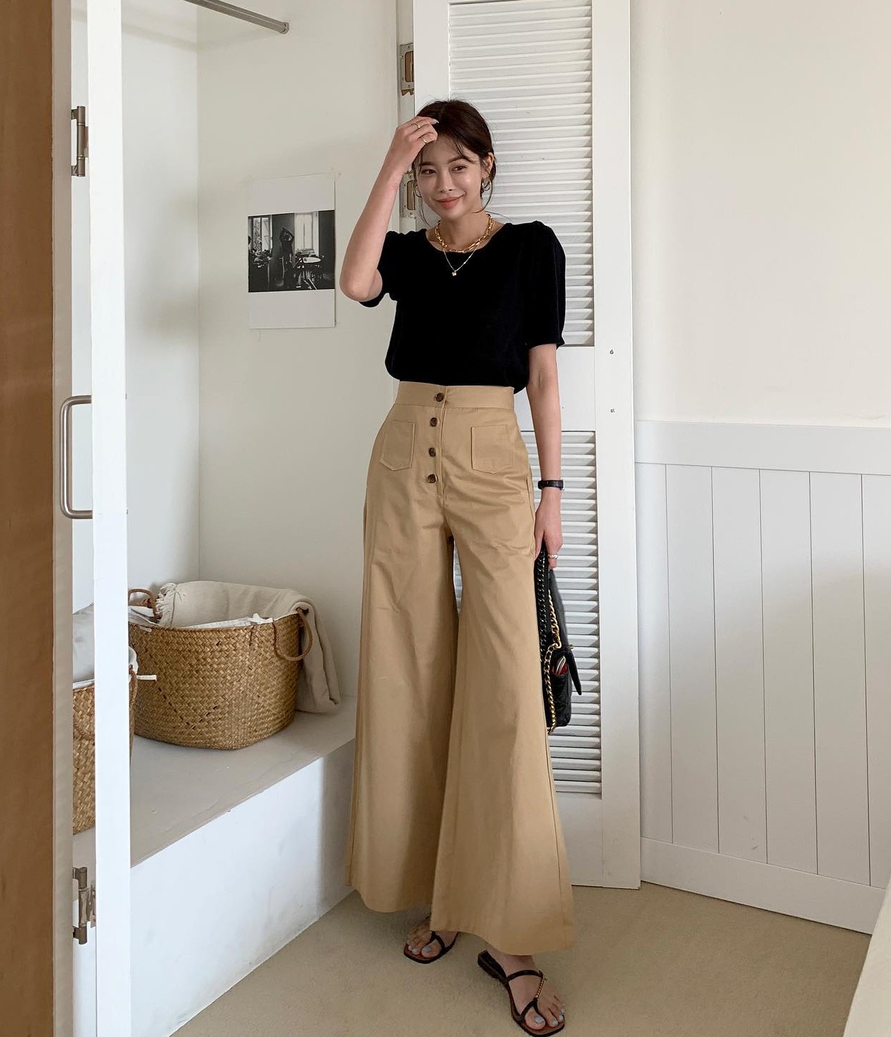 4 mẫu sandal dành cho người thấp, kiểu nào cũng kéo chân dài miên man-2