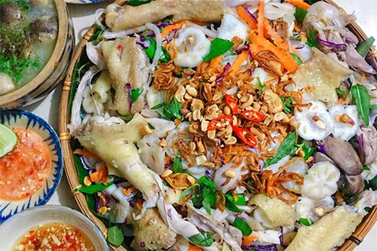 Nghỉ lễ tại gia, tự làm gỏi gà măng cụt thanh mát, ngon miệng